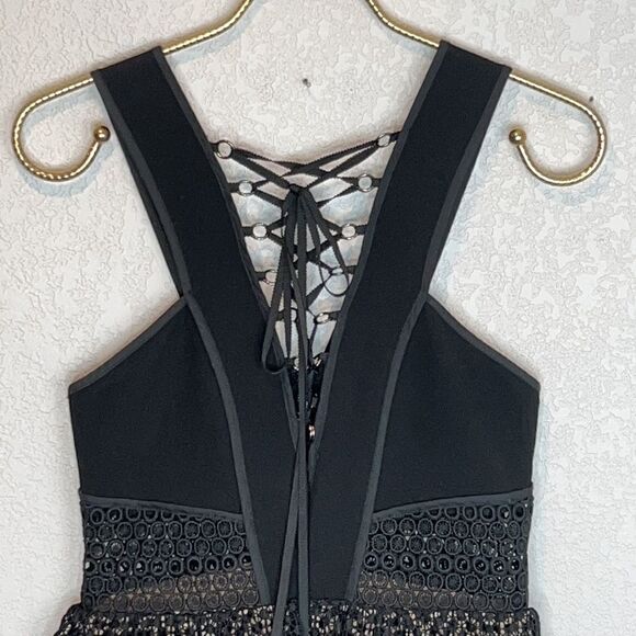 New Self-Portrait Lace Up Plunging V Ruffle Mini Dress Black Size 4 - Picture 4 of 16